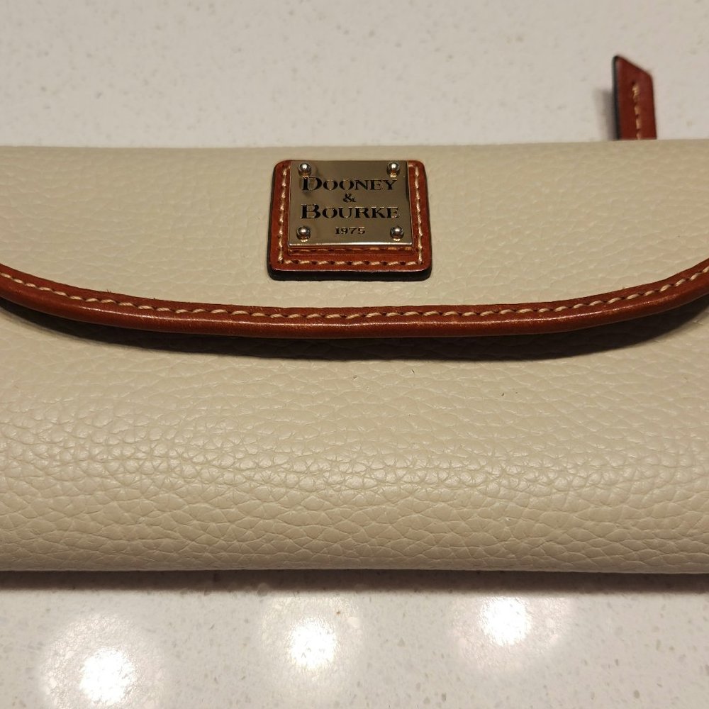 Dooney & Bourke Wallet